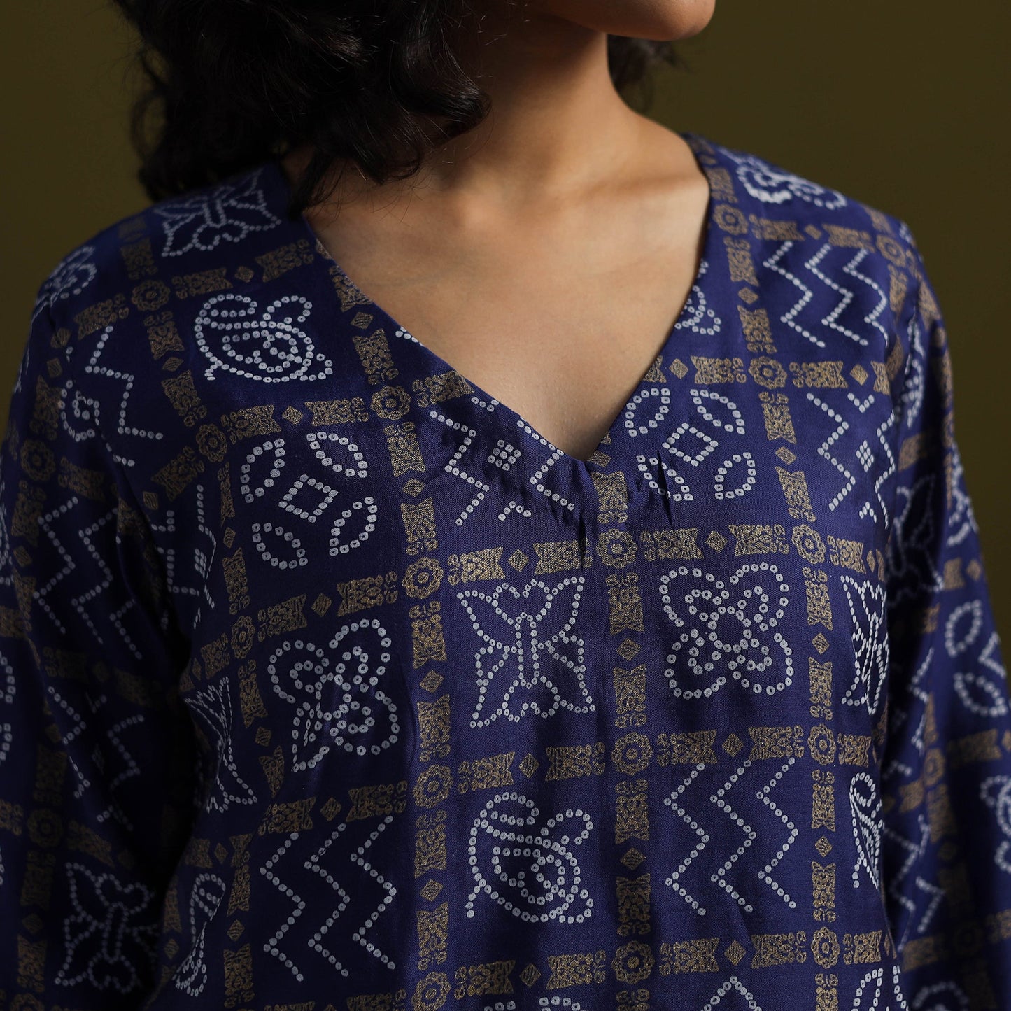 Blue - silk bandhani kurta set with lagdi patta (set of 2)