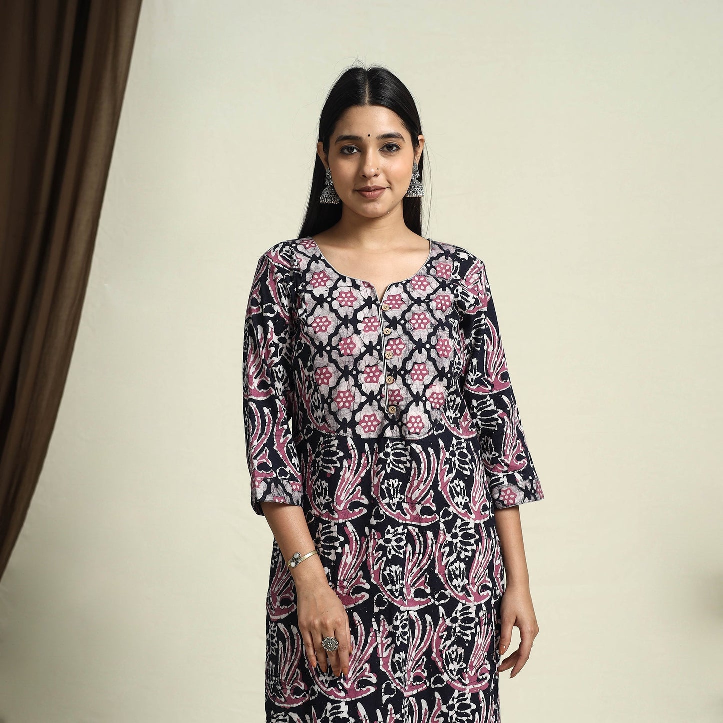 Blue Straight Batik Print Cotton Kurta for Women