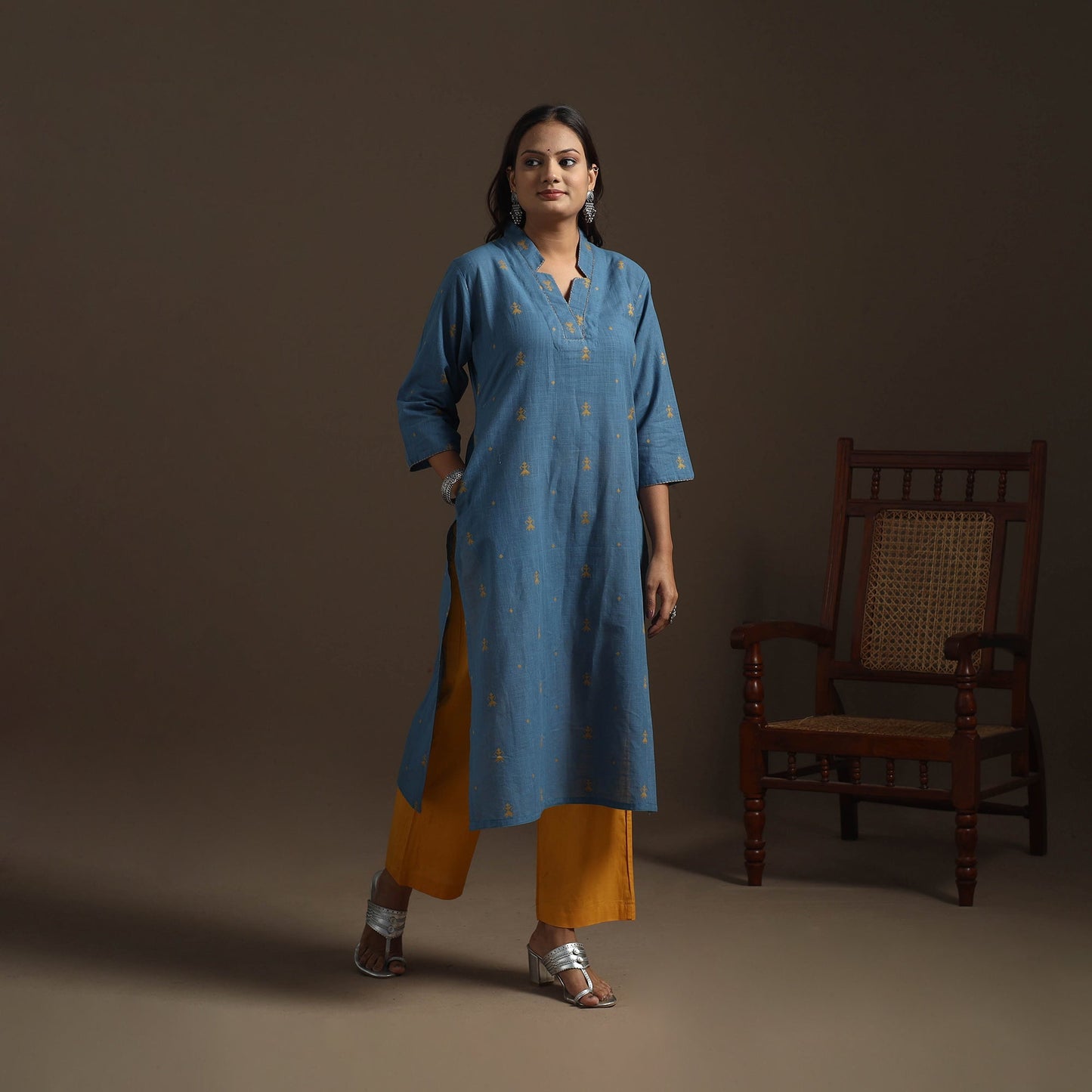 Straight cotton hand embroidered jacquard kurta for women