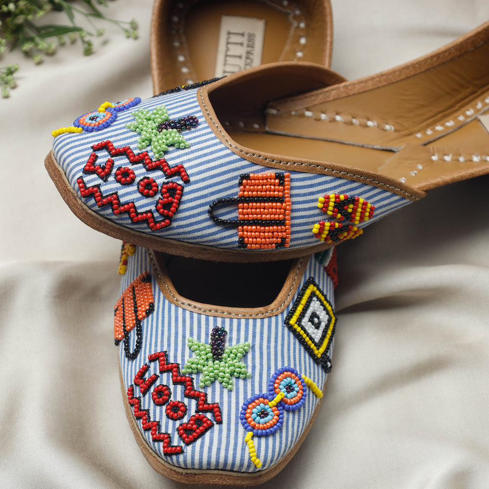 Blue Handstitched Embroidered Jutti