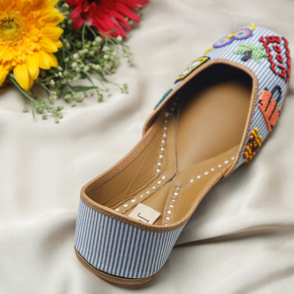 Blue Handstitched Embroidered Jutti