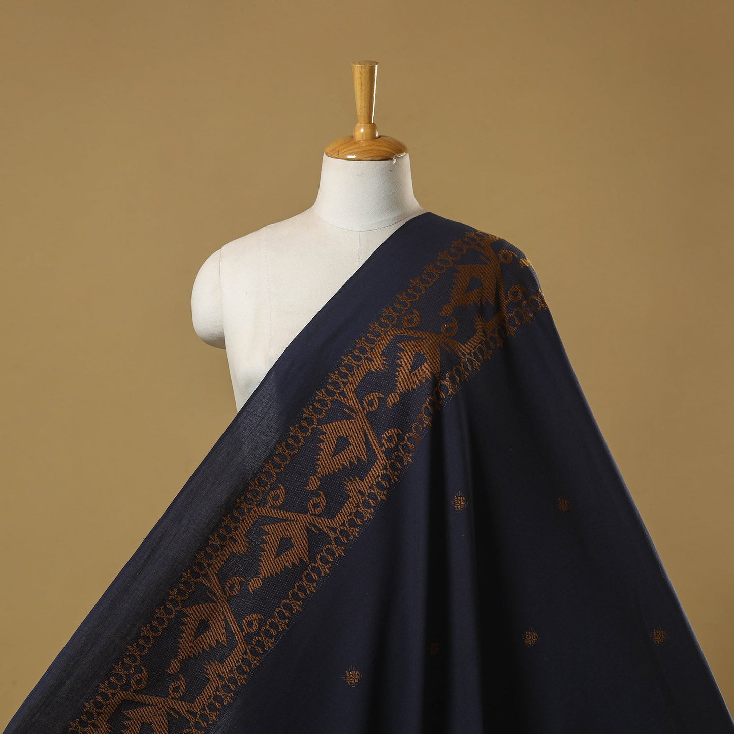 Thread buti cotton fabric with jamdani border 12
