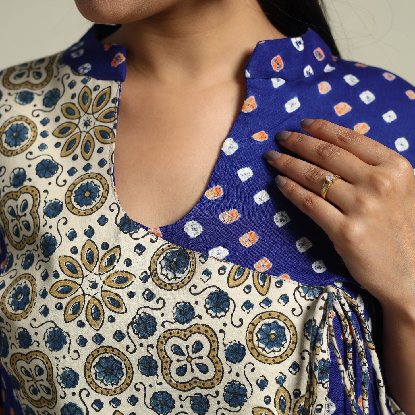 Blue Tie-dye Cotton Patchwork A-Line Bandhani Kurta for Women
