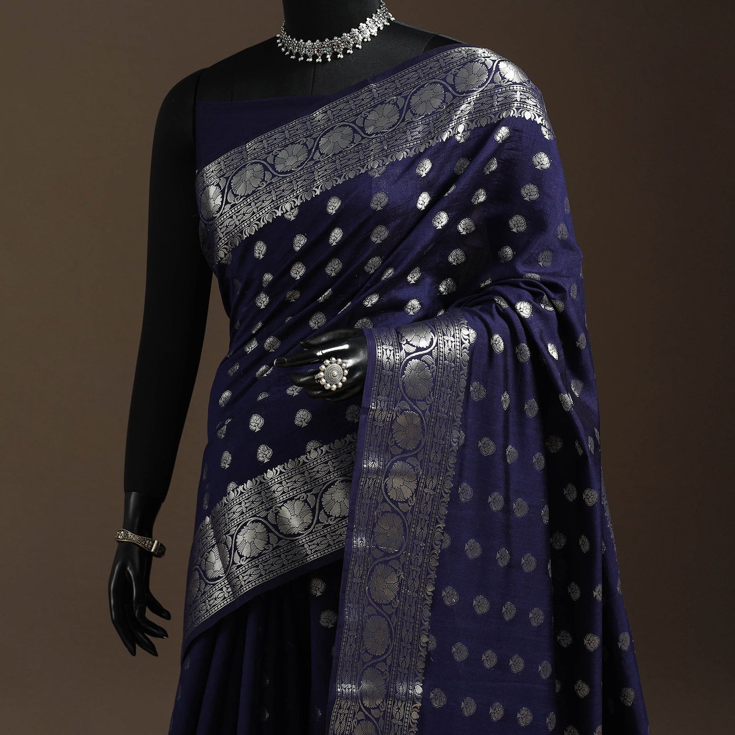 Zari work chiniya silk banarasi saree 15 - handcrafted