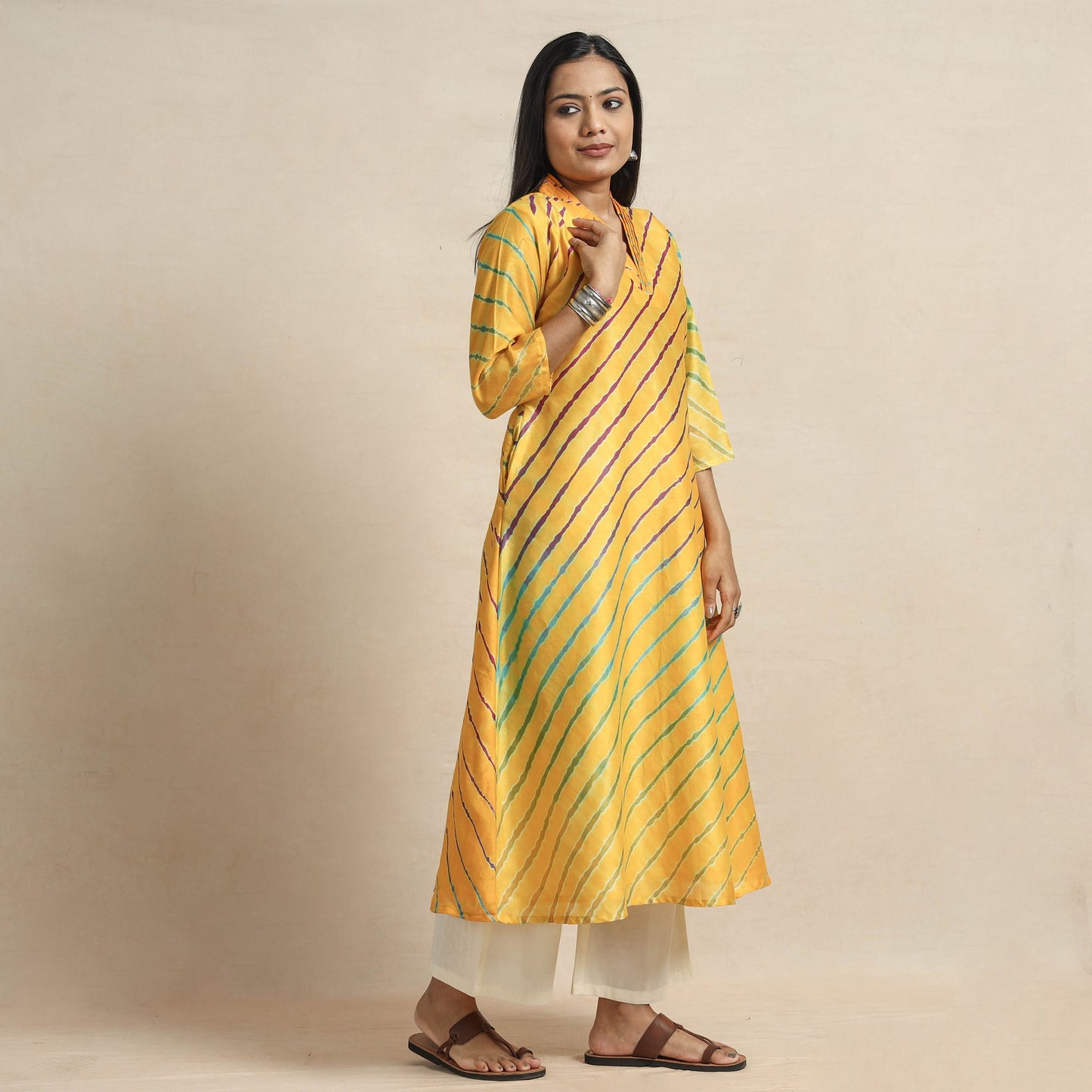 Leheriya Tie-Dye Kurta