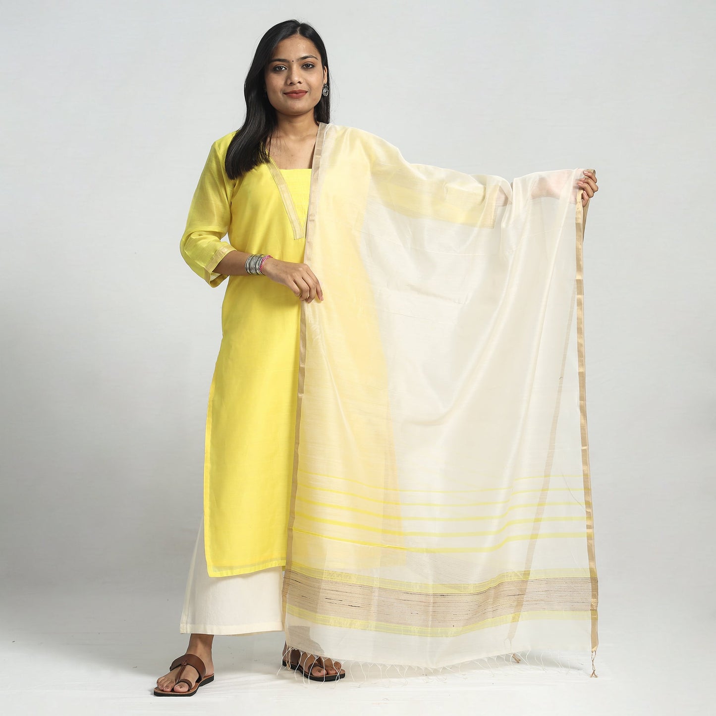 Traditional Maheshwari Handloom Silk Cotton Kurta with Dupatta Set