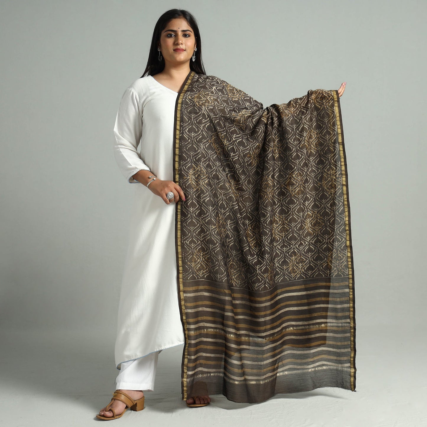 Akola Dabu Block Printed Handloom Chanderi Silk Dupatta with Zari Border 09