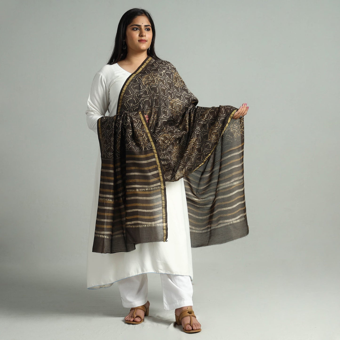 Akola Dabu Block Printed Handloom Chanderi Silk Dupatta with Zari Border 09