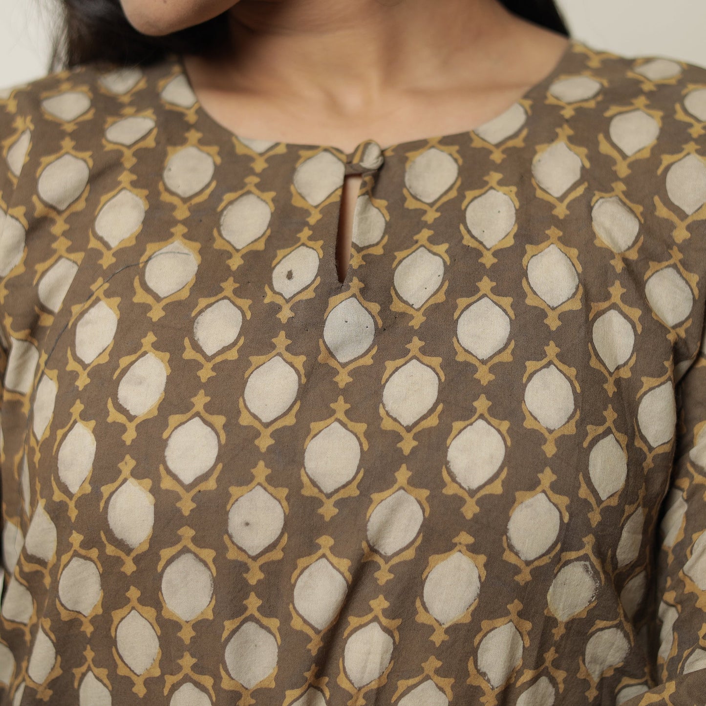 Akola Hand Block Printed Cotton Long Straight Kurta 09 Online