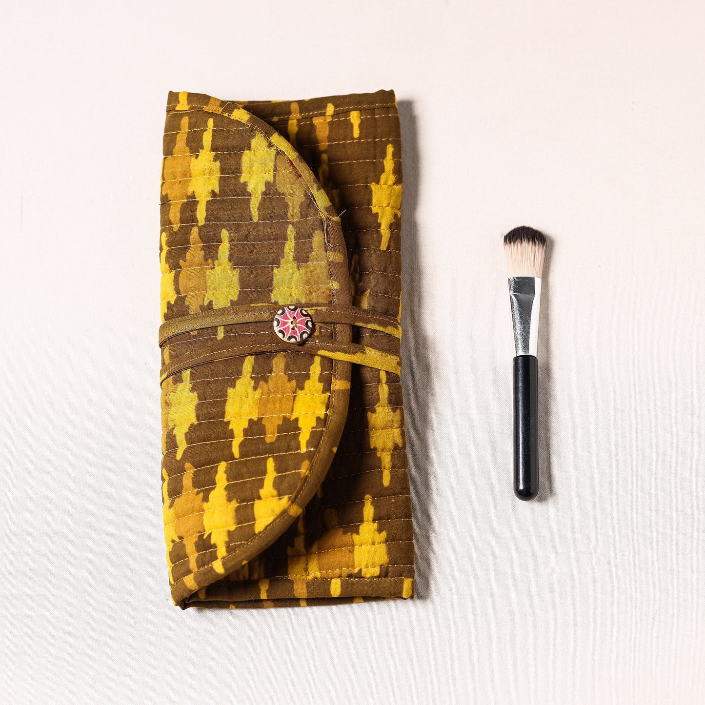 Multipurpose Segmented Make-up Brush Wrap Pouch/Case