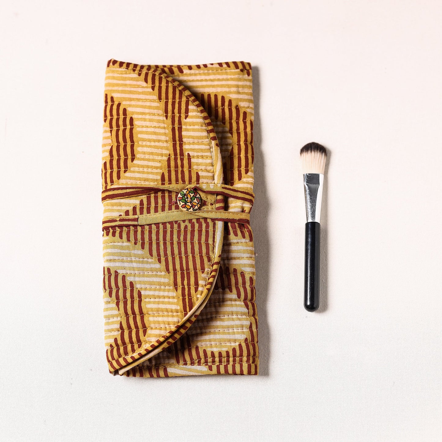 Multipurpose Segmented Make-up Brush Wrap Pouch/Case