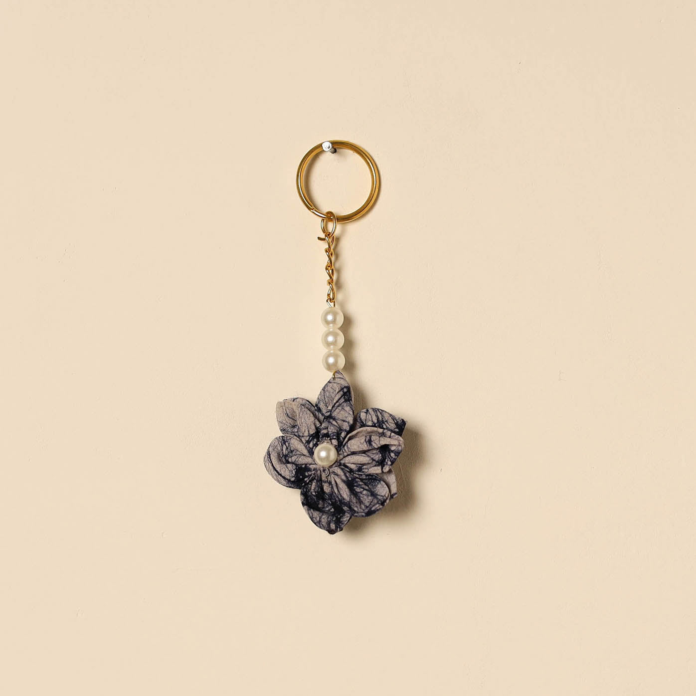 Beaded fabart flower keychain 66 - handcrafted
