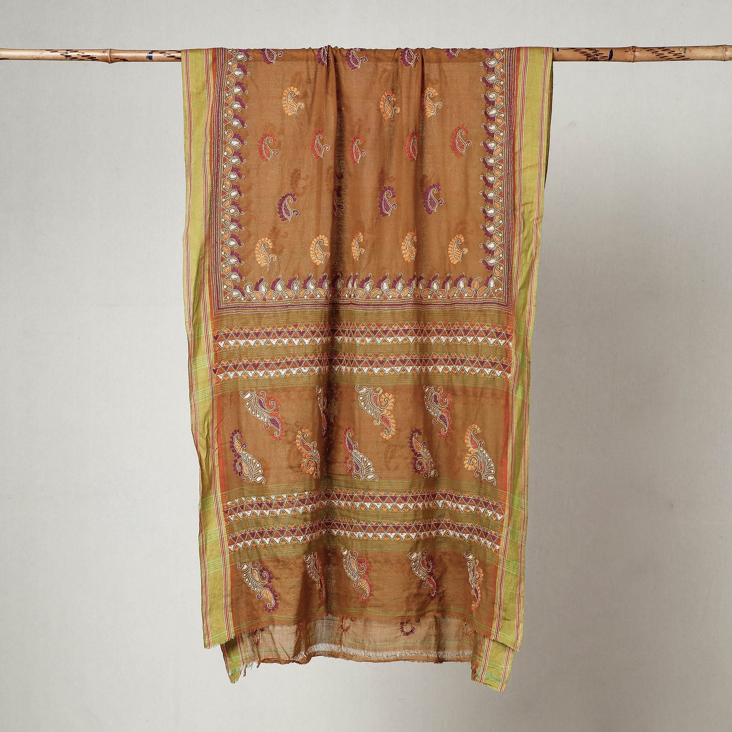 Buy Bengal Kantha Embroidered Cotton Handloom Dupatta Online at iTokri.com
