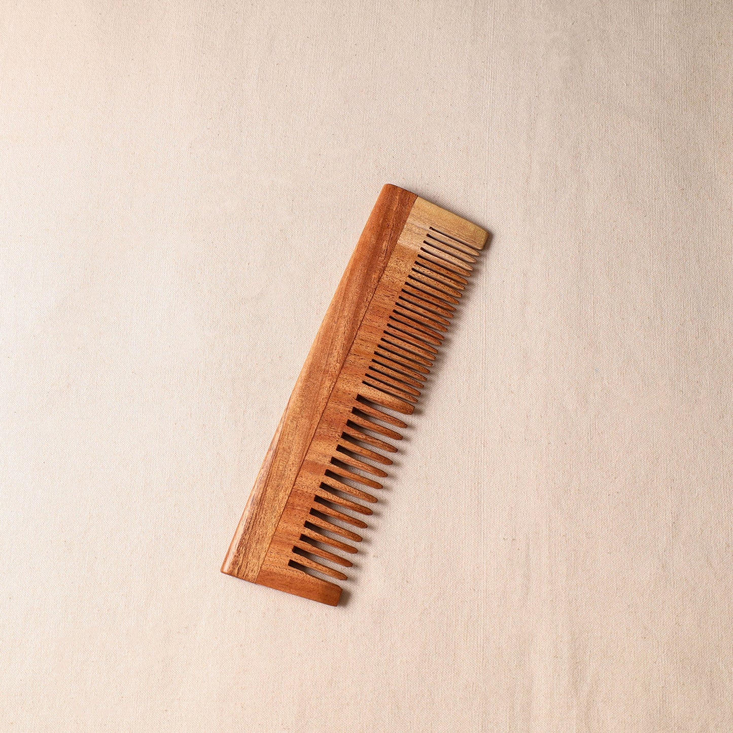 Brown Bijnor Hand Carved Neem Wooden Comb (Medium)