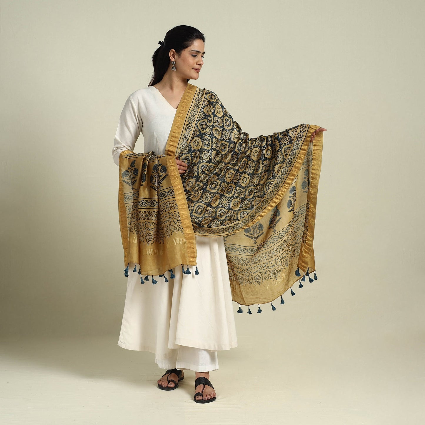 Brown - chanderi silk handloom dupatta 07 - handcrafted