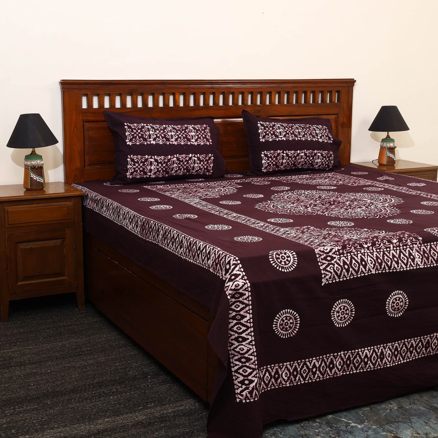 Brown Cotton Double Hand Batik Print Bed Sheet Set