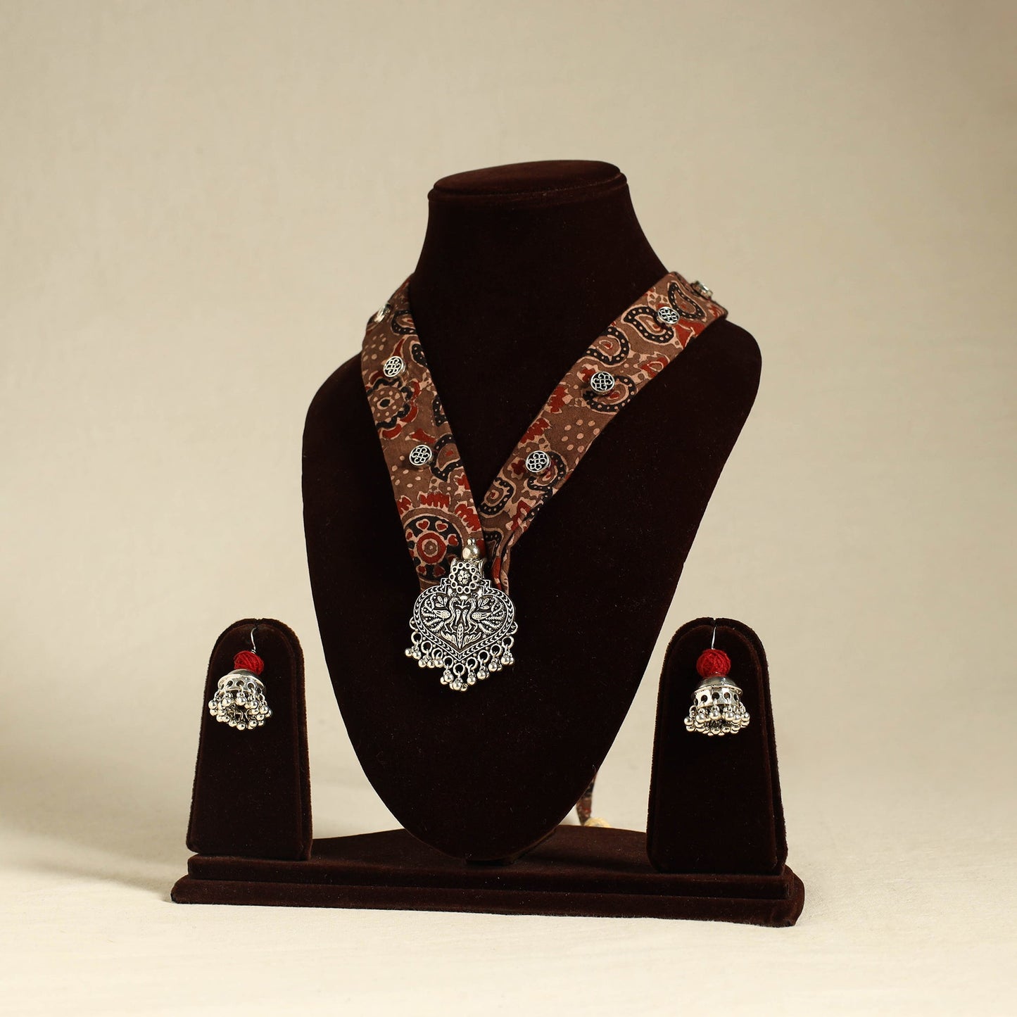 Buy Fabart German Silver Necklace Set