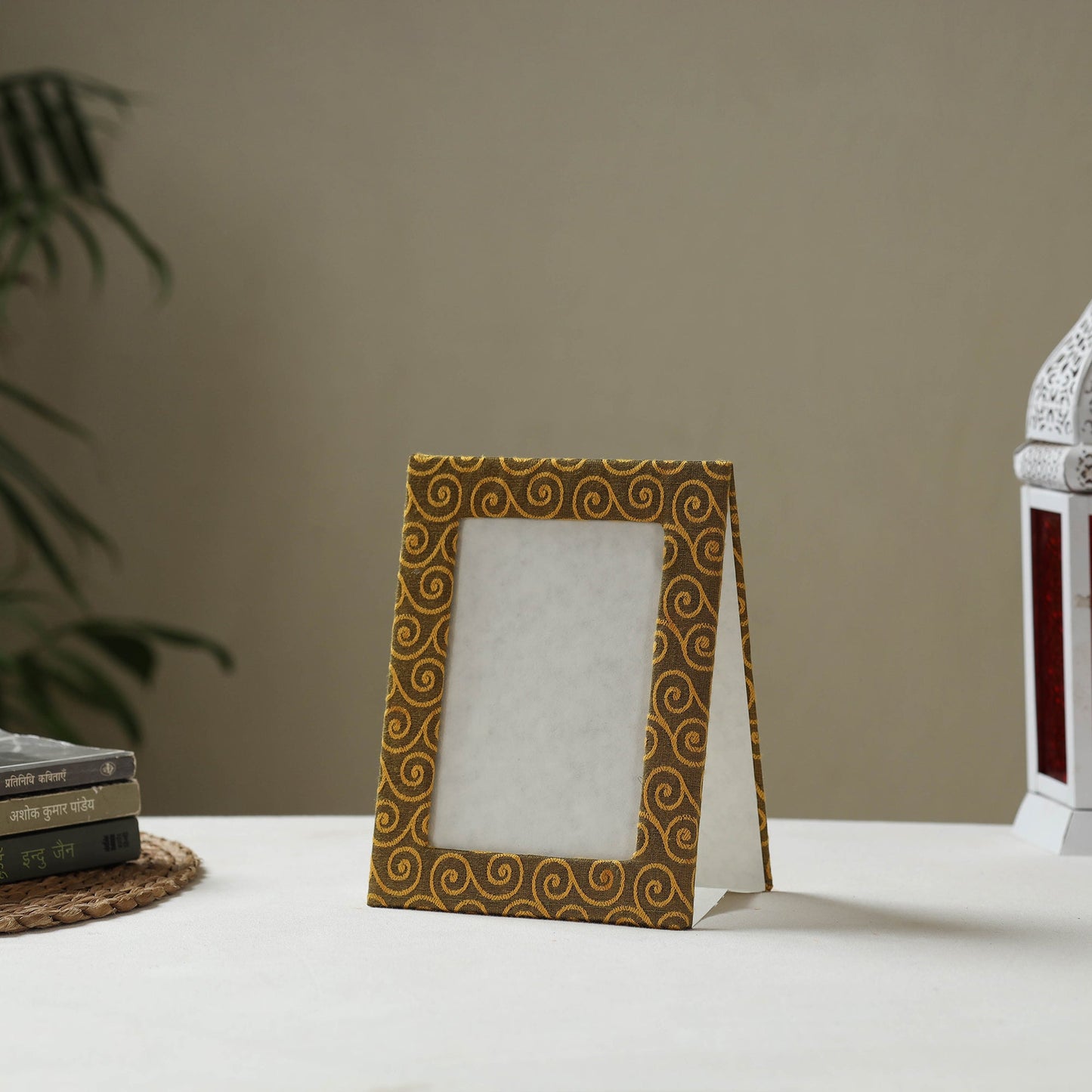 Brown - fabric embellished handmade photo frame (8 x 6 in)