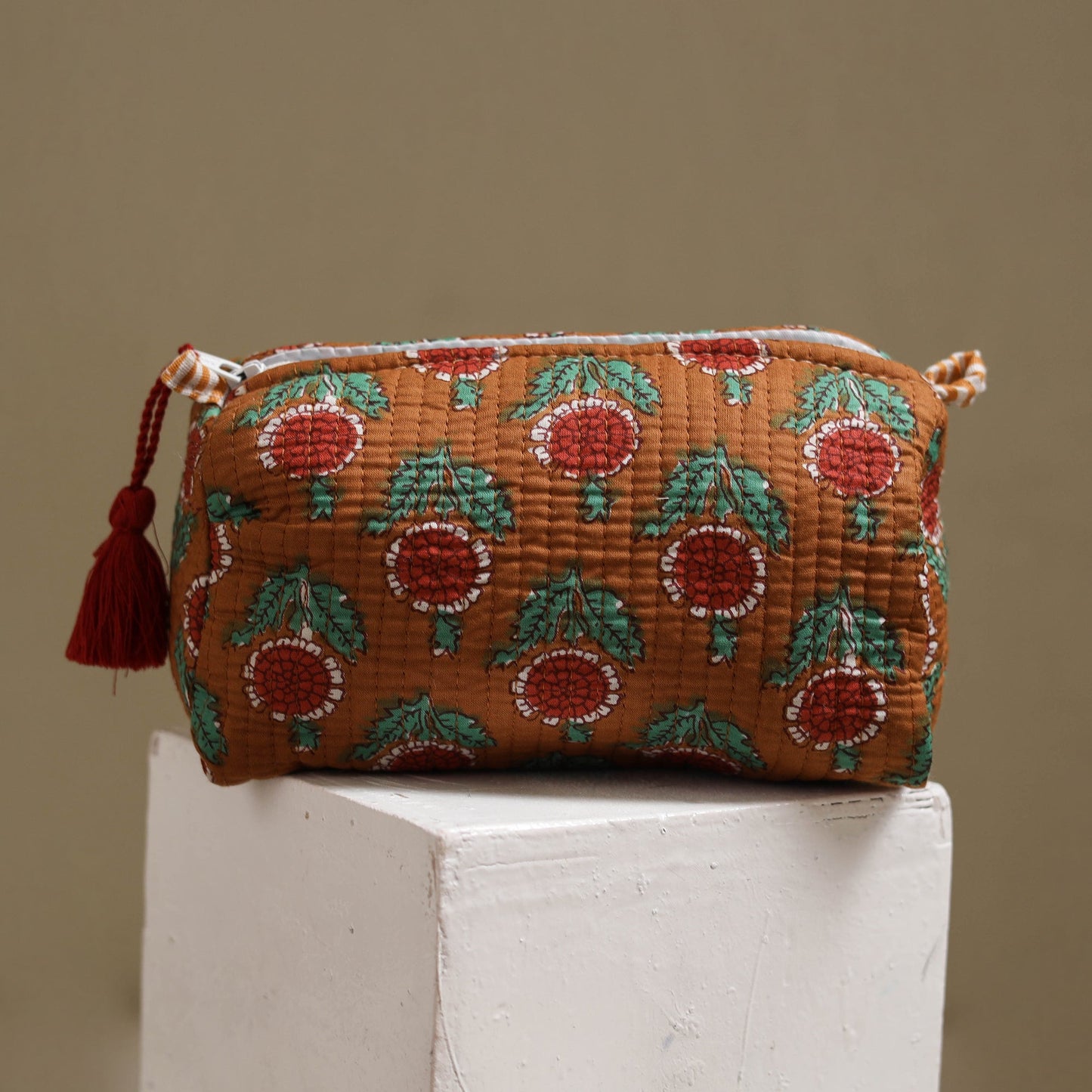 Floral hand block print quilted toiletry bags (set of 3) 11