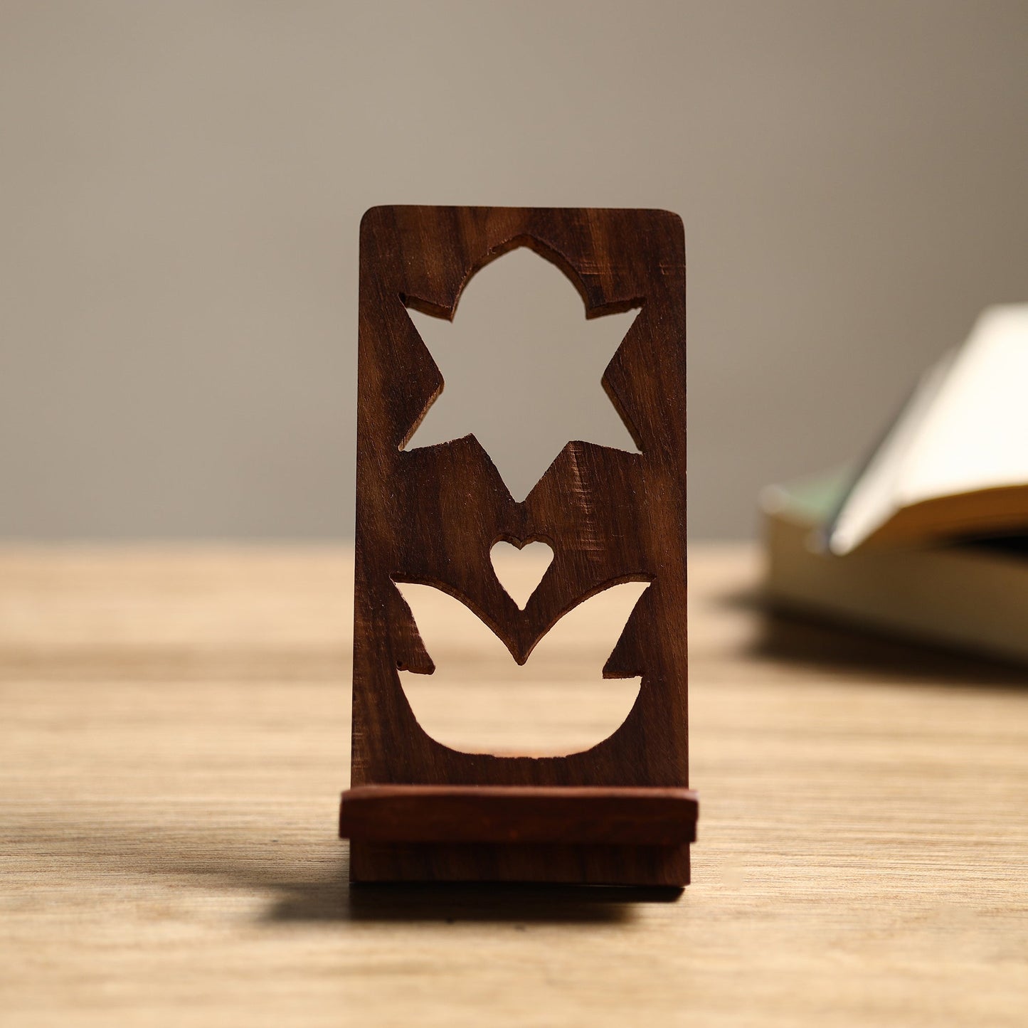 Handcarved Sheesham Wood Mobile Stand 10