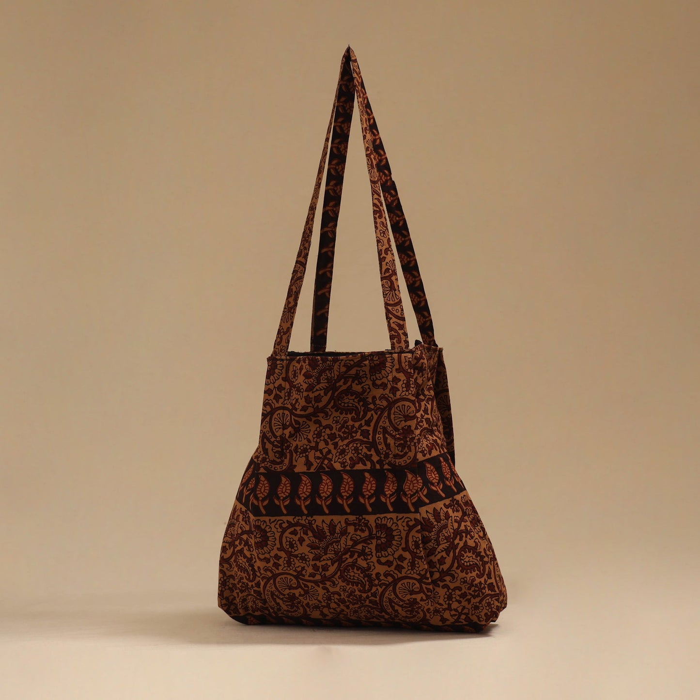 Handcrafted fabric jhola bag 21