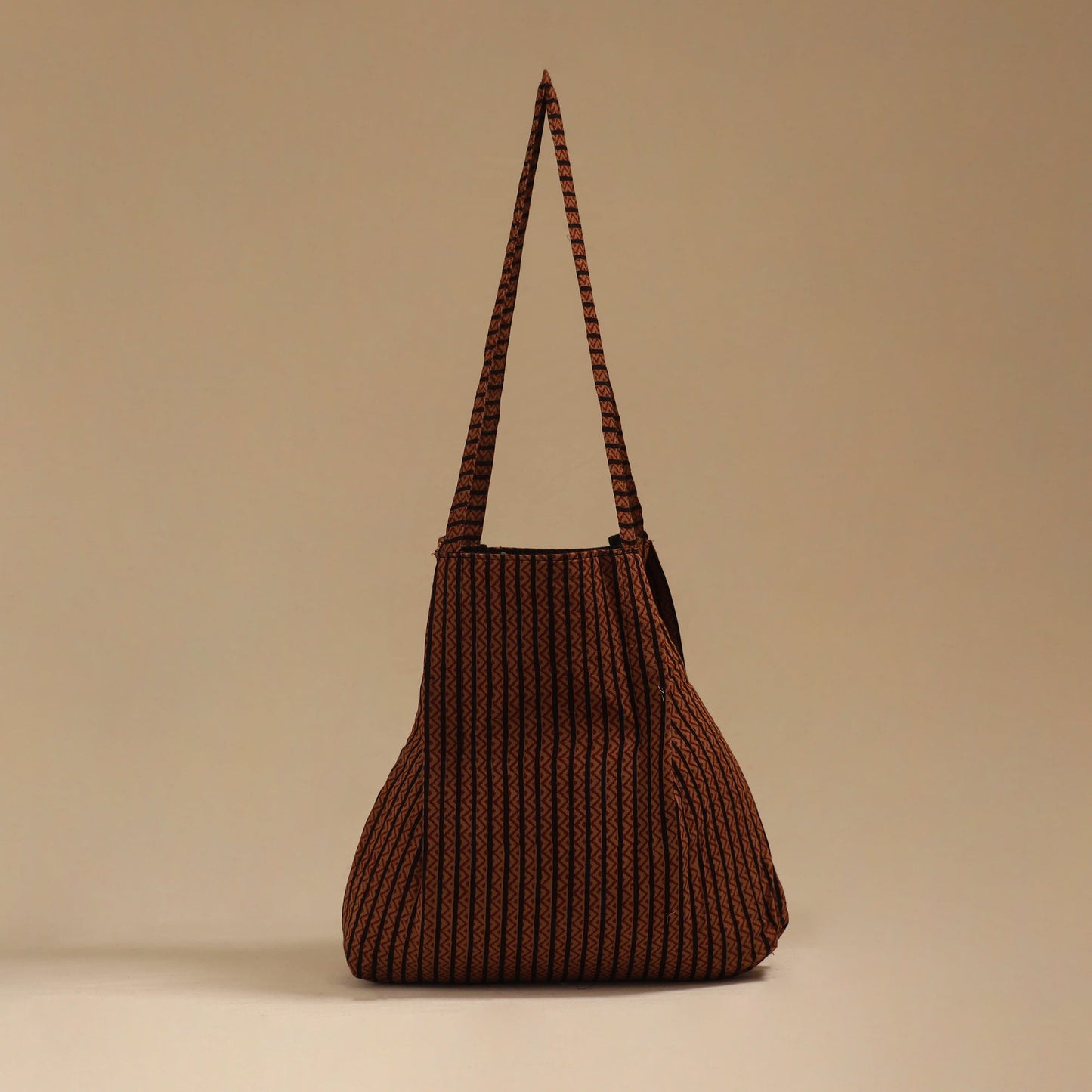 Handcrafted fabric jhola bag 22