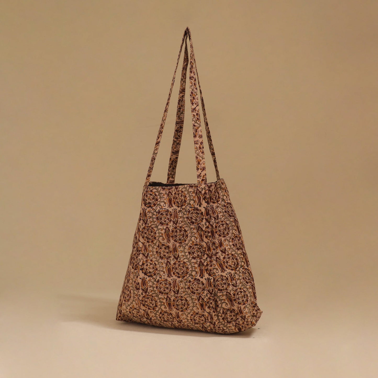 Handcrafted fabric jhola bag 27