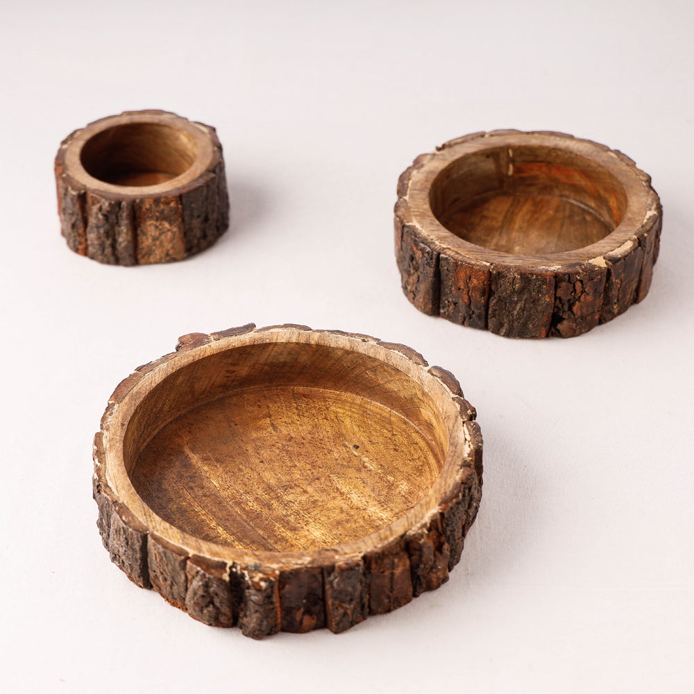 Brown Handcrafted Square Teak Wooden Plate