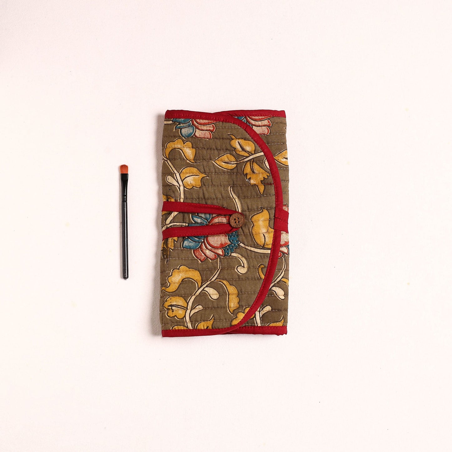 Handcrafted Multipurpose Segmented Make-up Brush Wrap Pouch/Case 02