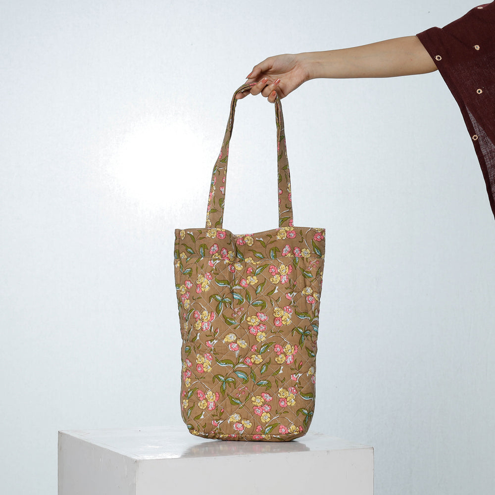 Handcrafted Quilted Sanganeri Block Printed Shoulder Bag Online at iTokri.com