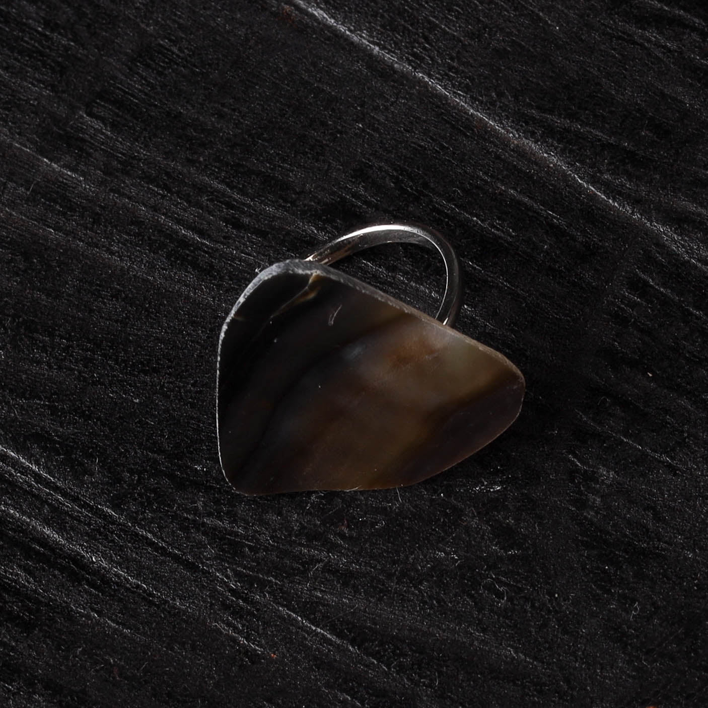 Brown - handcrafted seashell ring (adjustable) 16