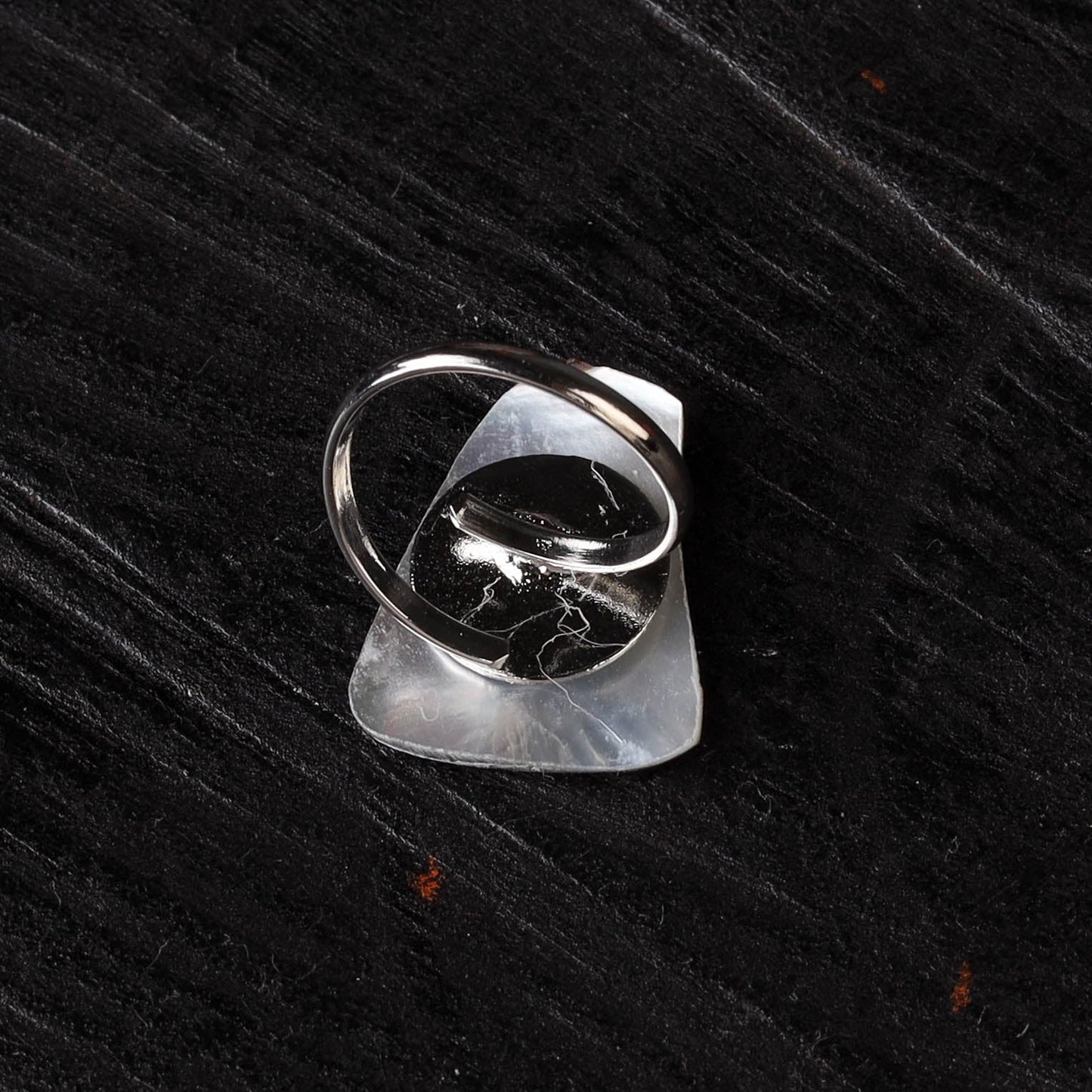 Brown - handcrafted seashell ring (adjustable) 22