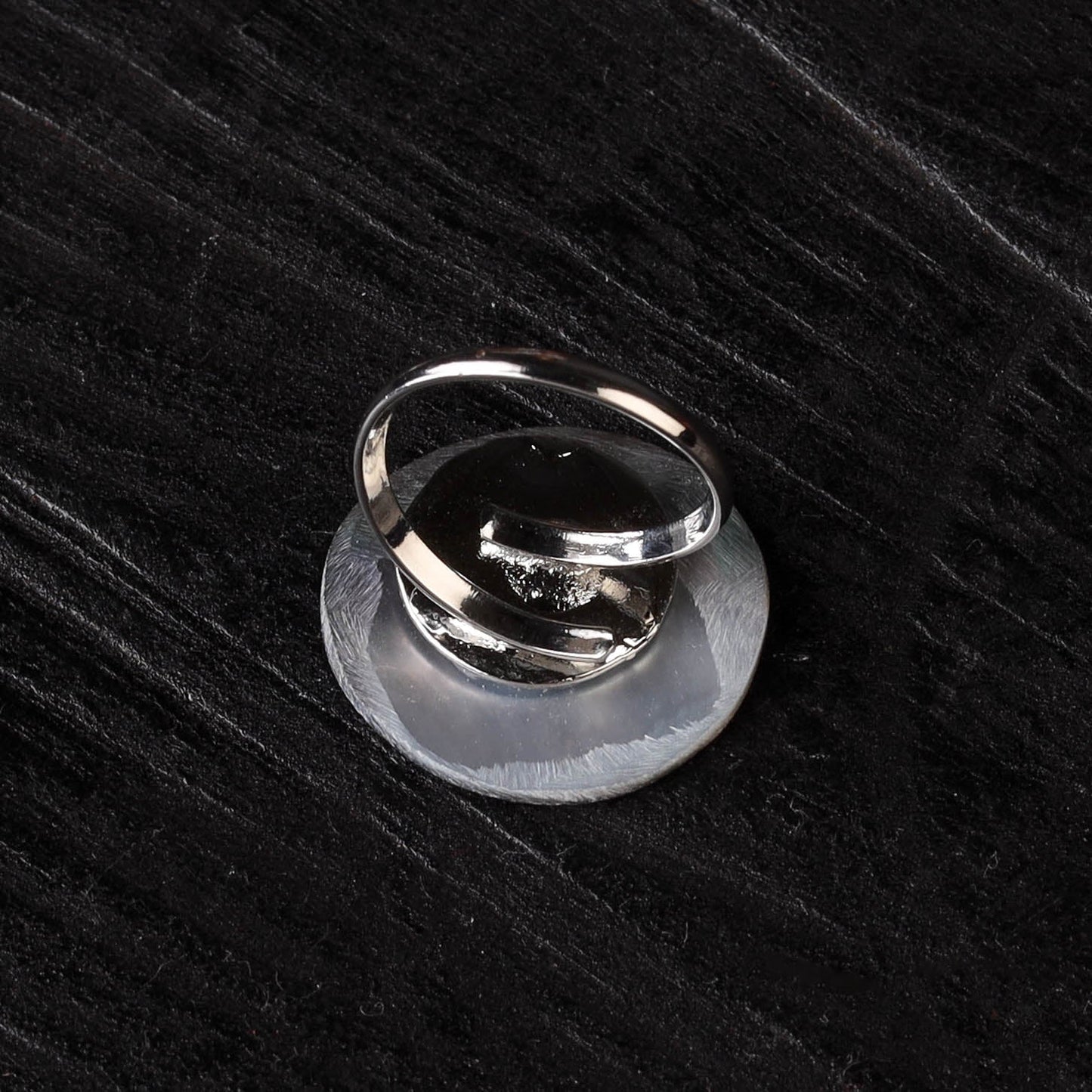 Brown - handcrafted seashell ring (adjustable) 25