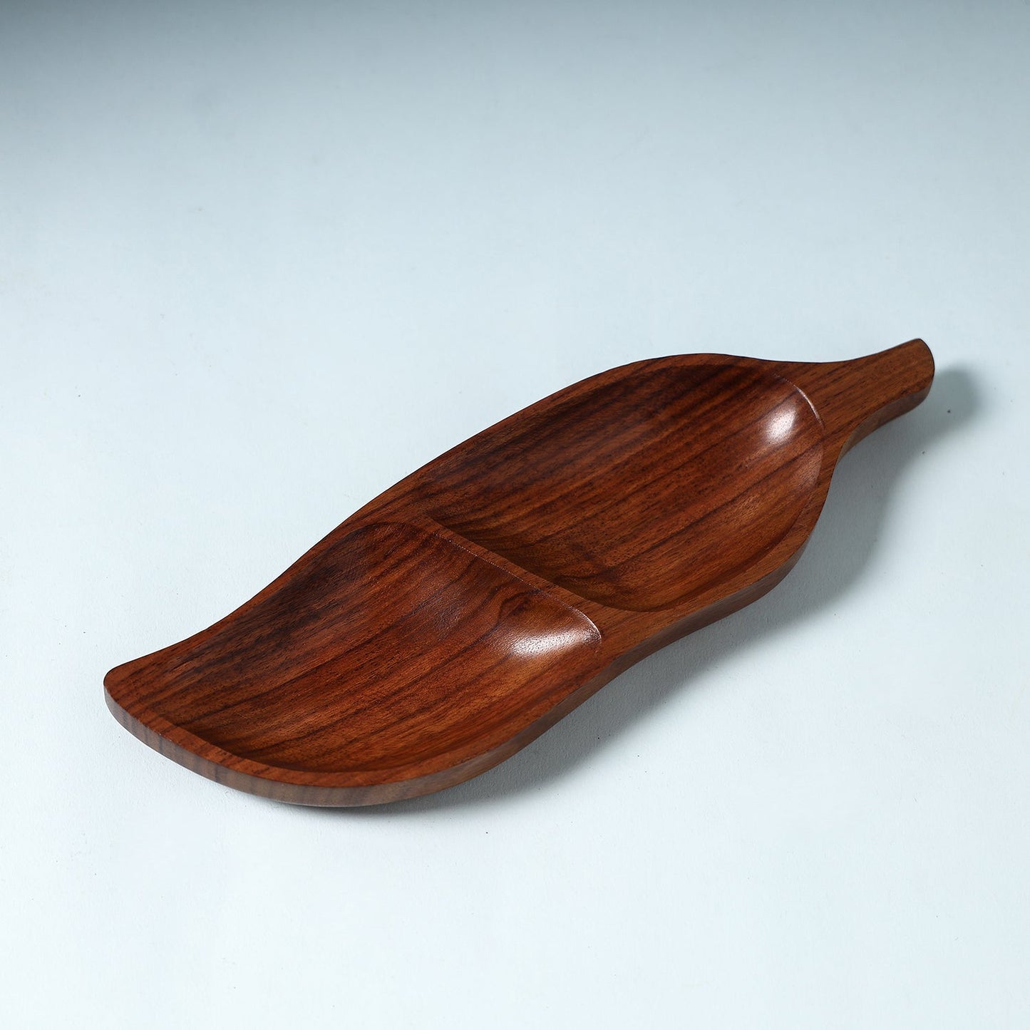 Brown Handcrafted Sheesham Wooden Dry Fruit Tray