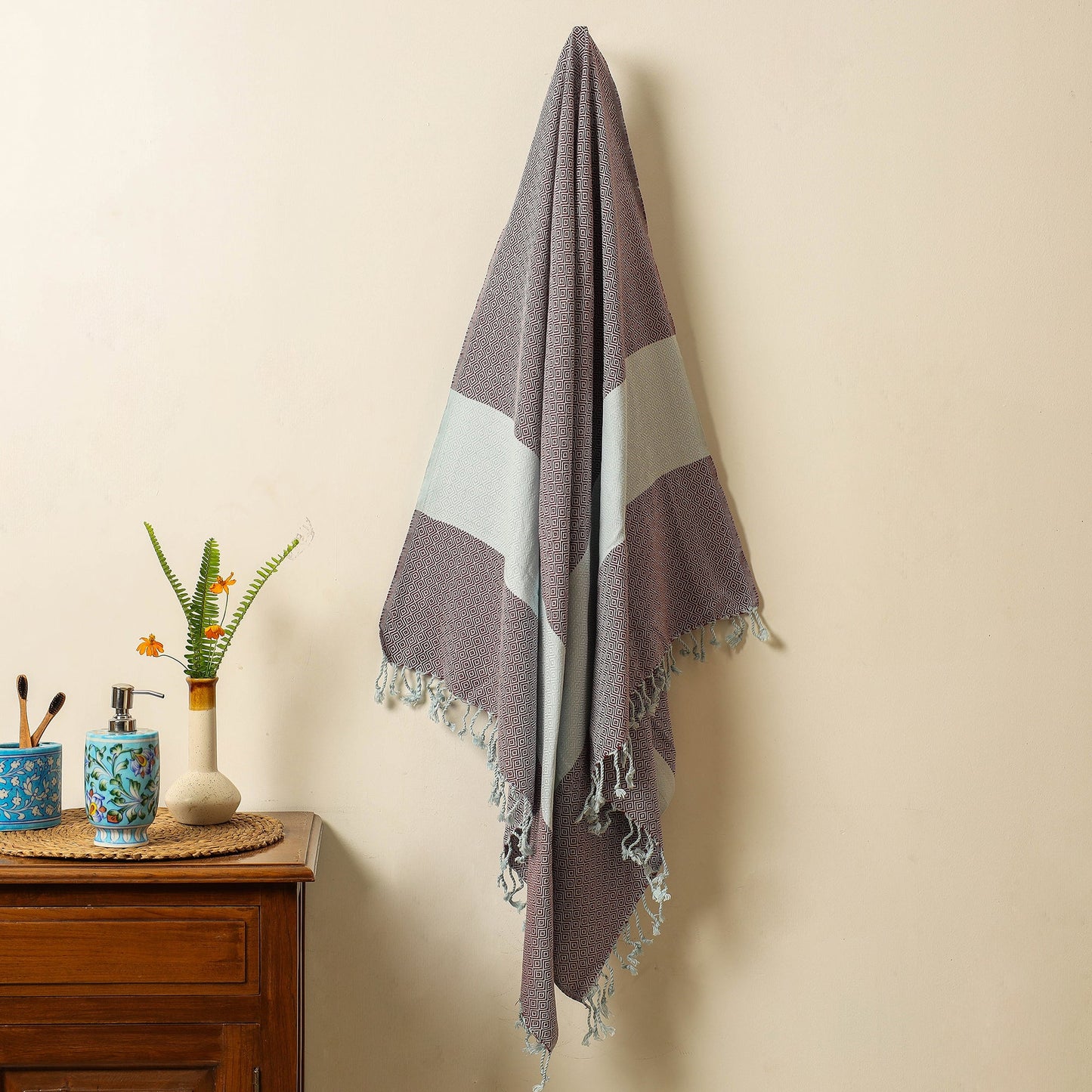 Handloom Cotton Towel with Tassels from Bijnor by Nizam