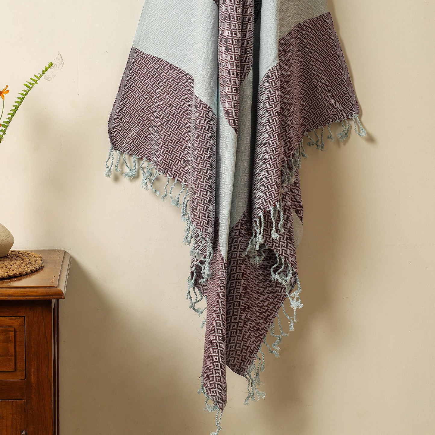 Handloom Cotton Towel with Tassels from Bijnor by Nizam