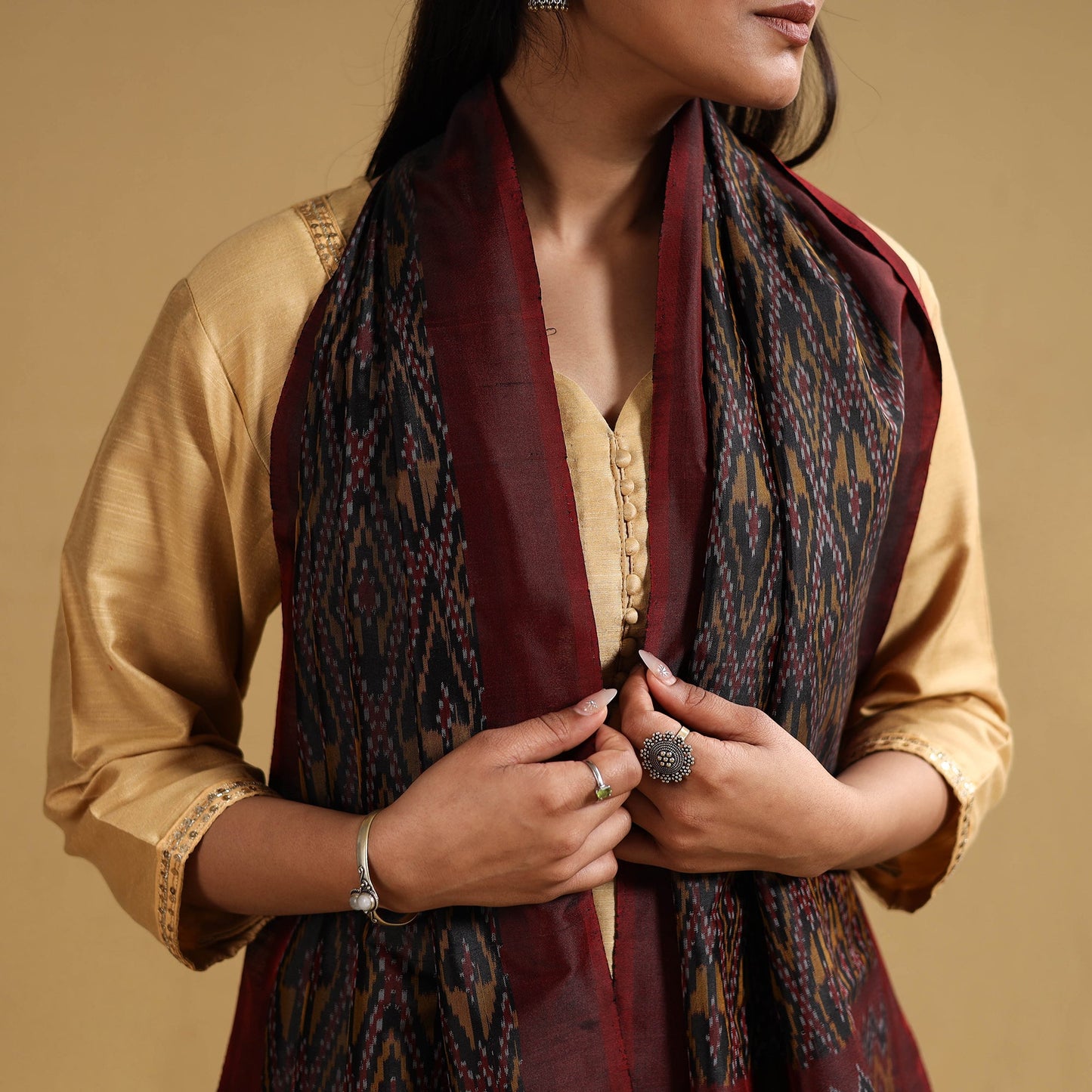 Buy Brown Handloom Mulberry Silk Pochampally Ikat Stole