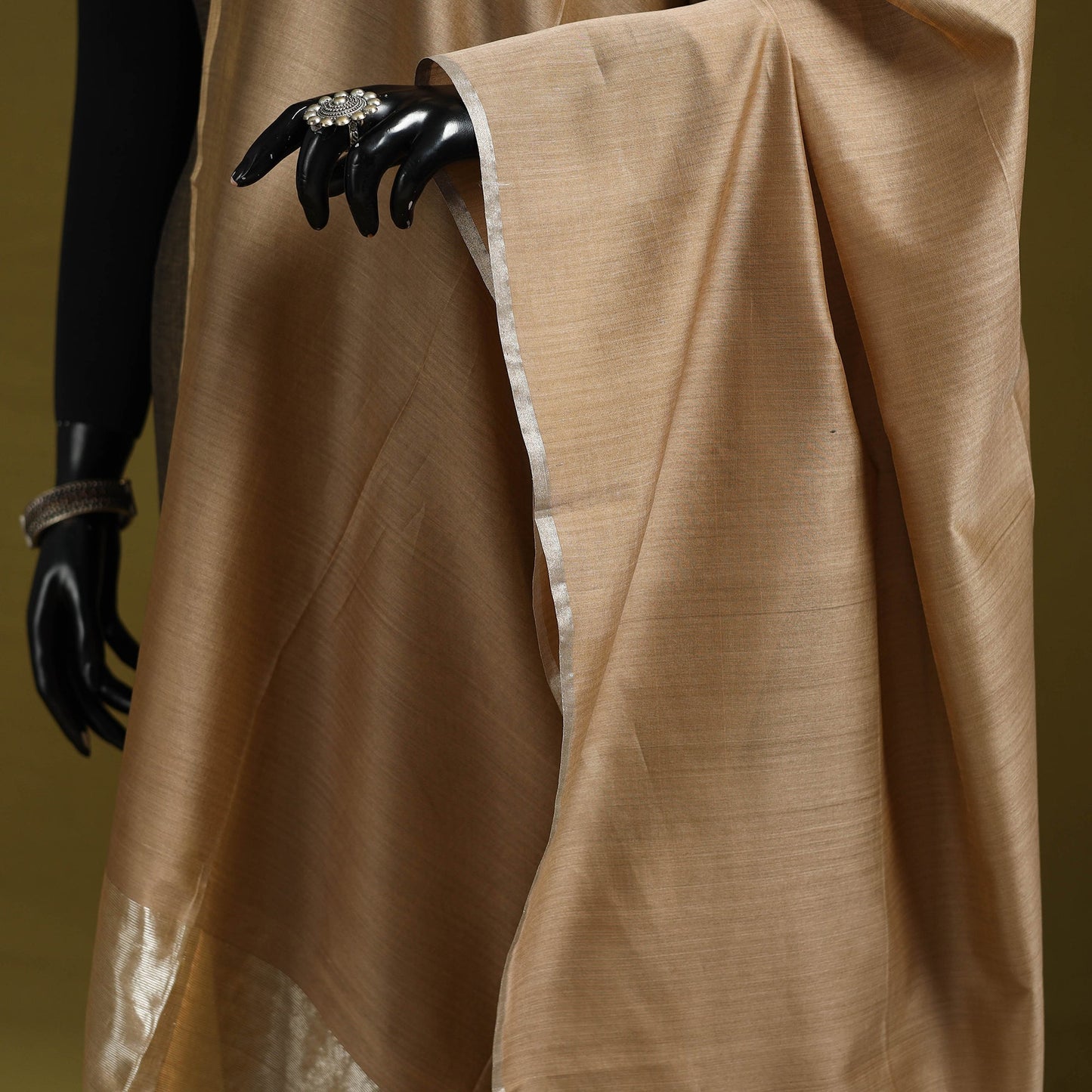 Handloom silk cotton maheshwari dupatta with zari border 03