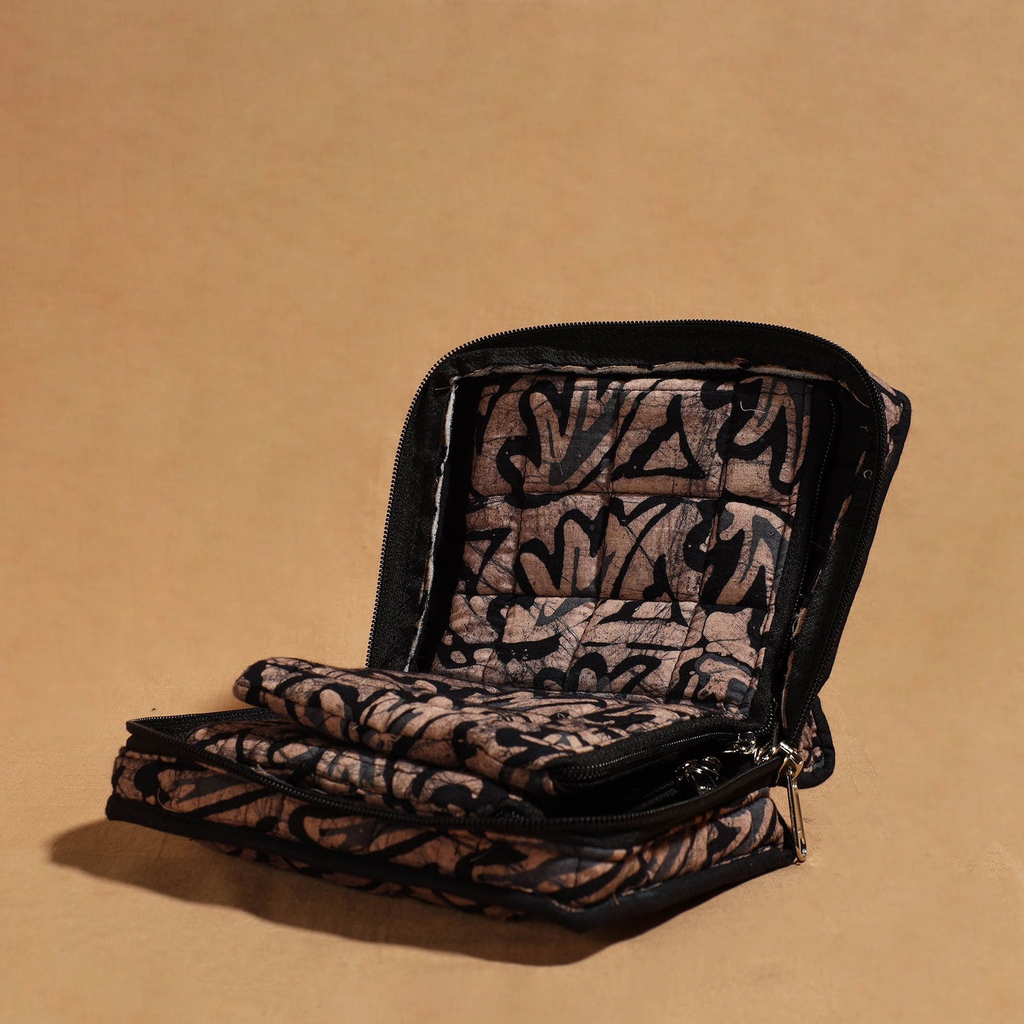 Brown Handmade 4 Pockets Cotton Jewelry Bag 28