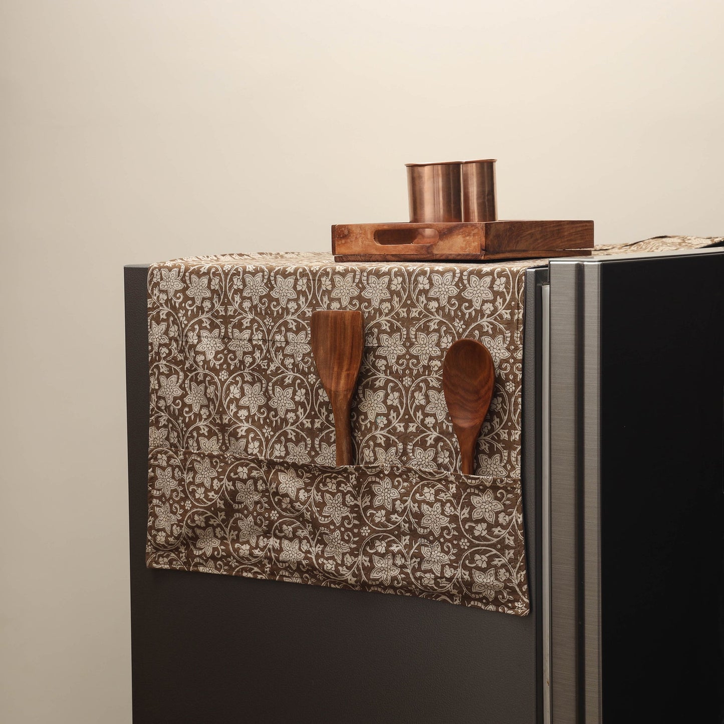 Handmade fridge top cover with multiple pockets 18