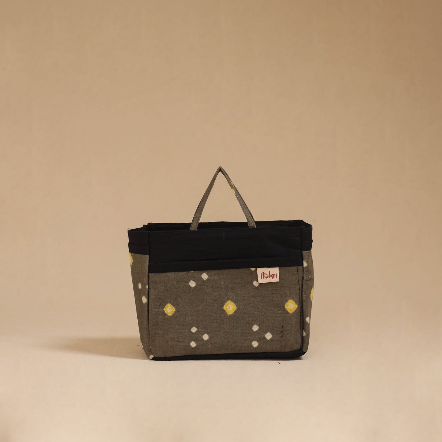 Handmade multipurpose cosmetic/toiletry bag 06 - handcrafted