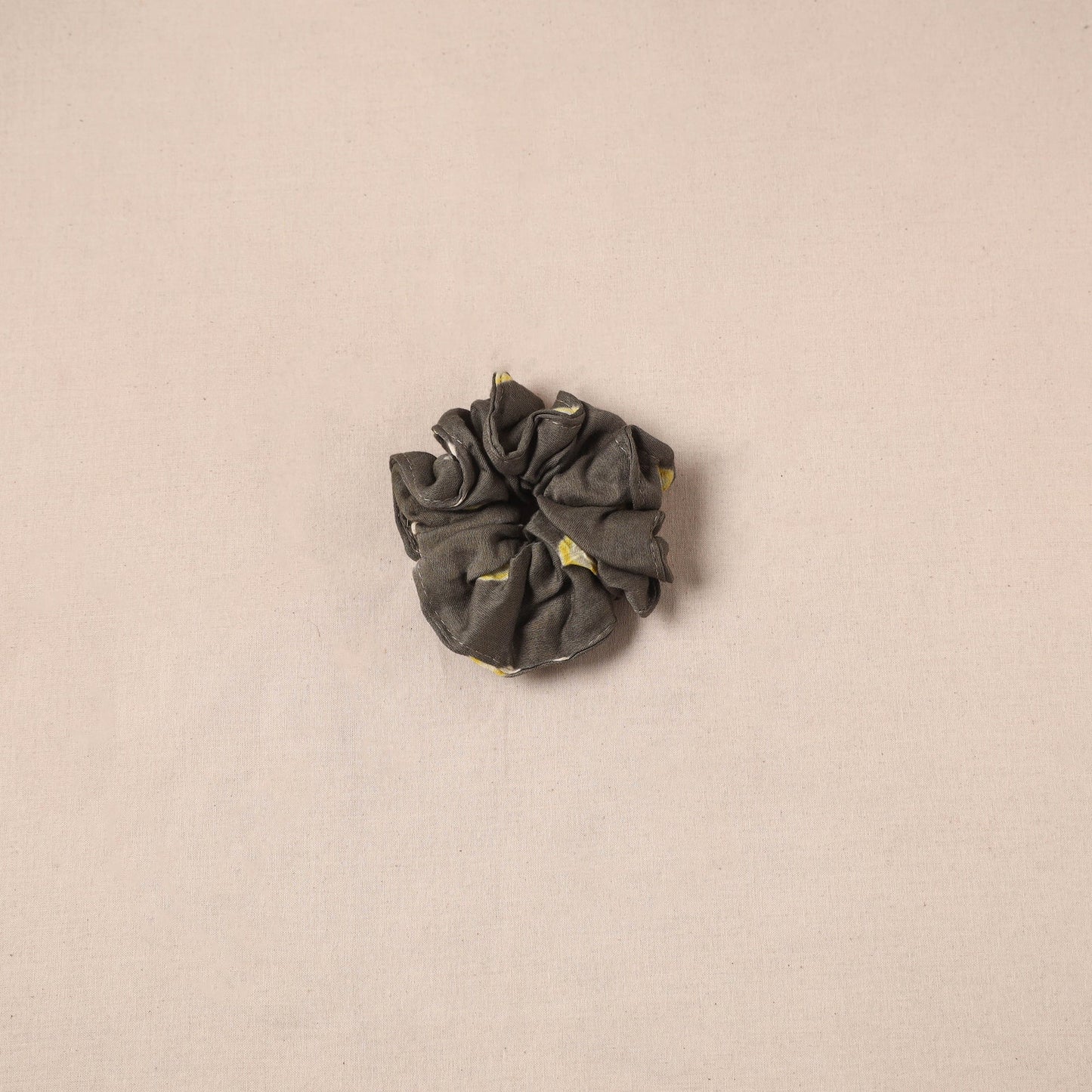 Handmade rubber band/scrunchie 42 - handcrafted