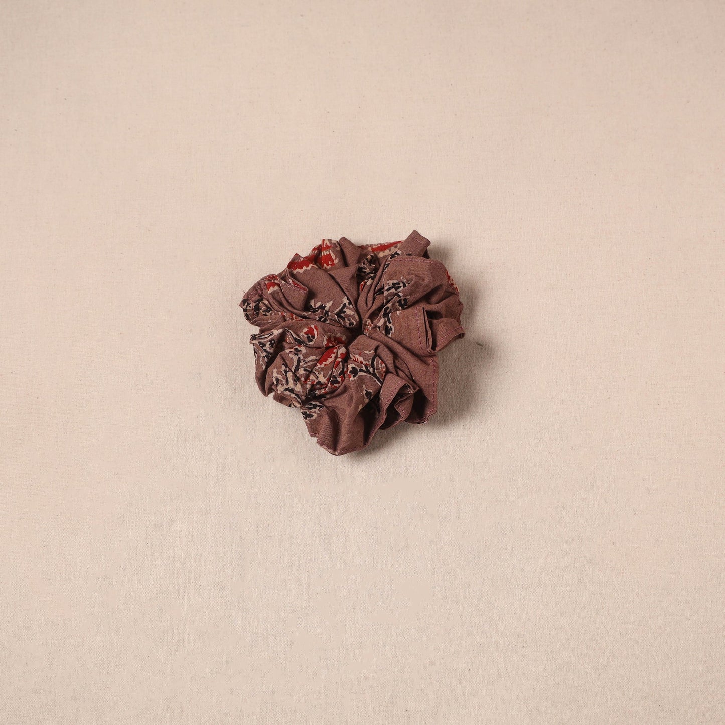 Handmade rubber band/scrunchie 95 - handcrafted