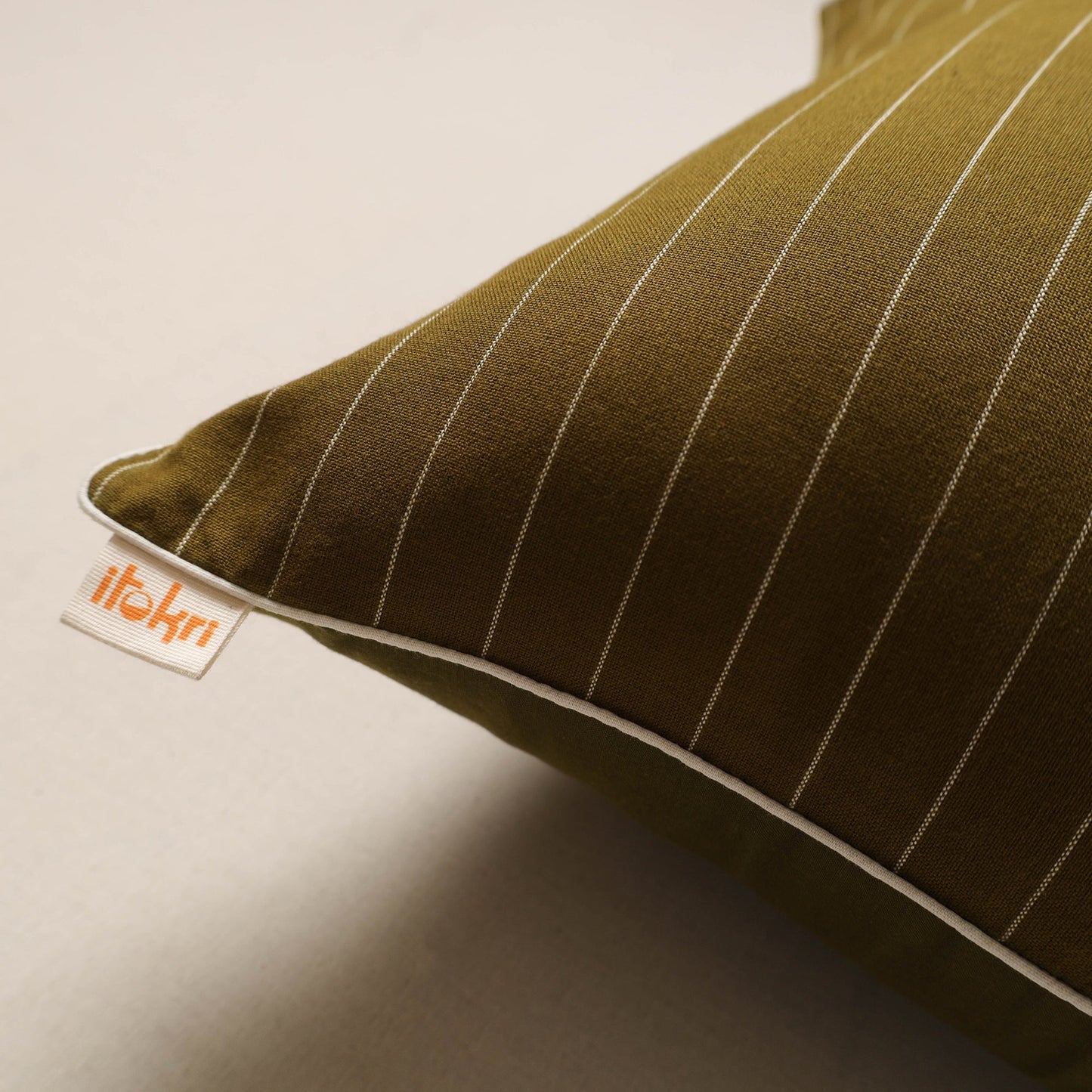 Jacquard weave cushion cover 46 - handcrafted