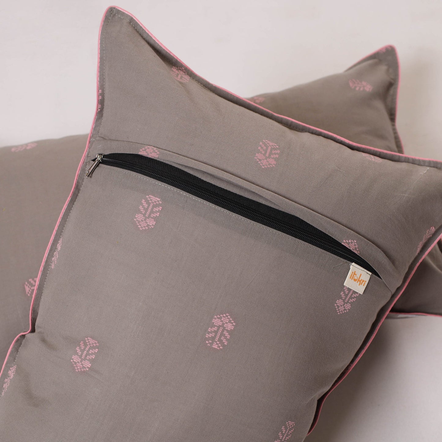 Jacquard weave pillow cover (set of 2) 09 - handcrafted