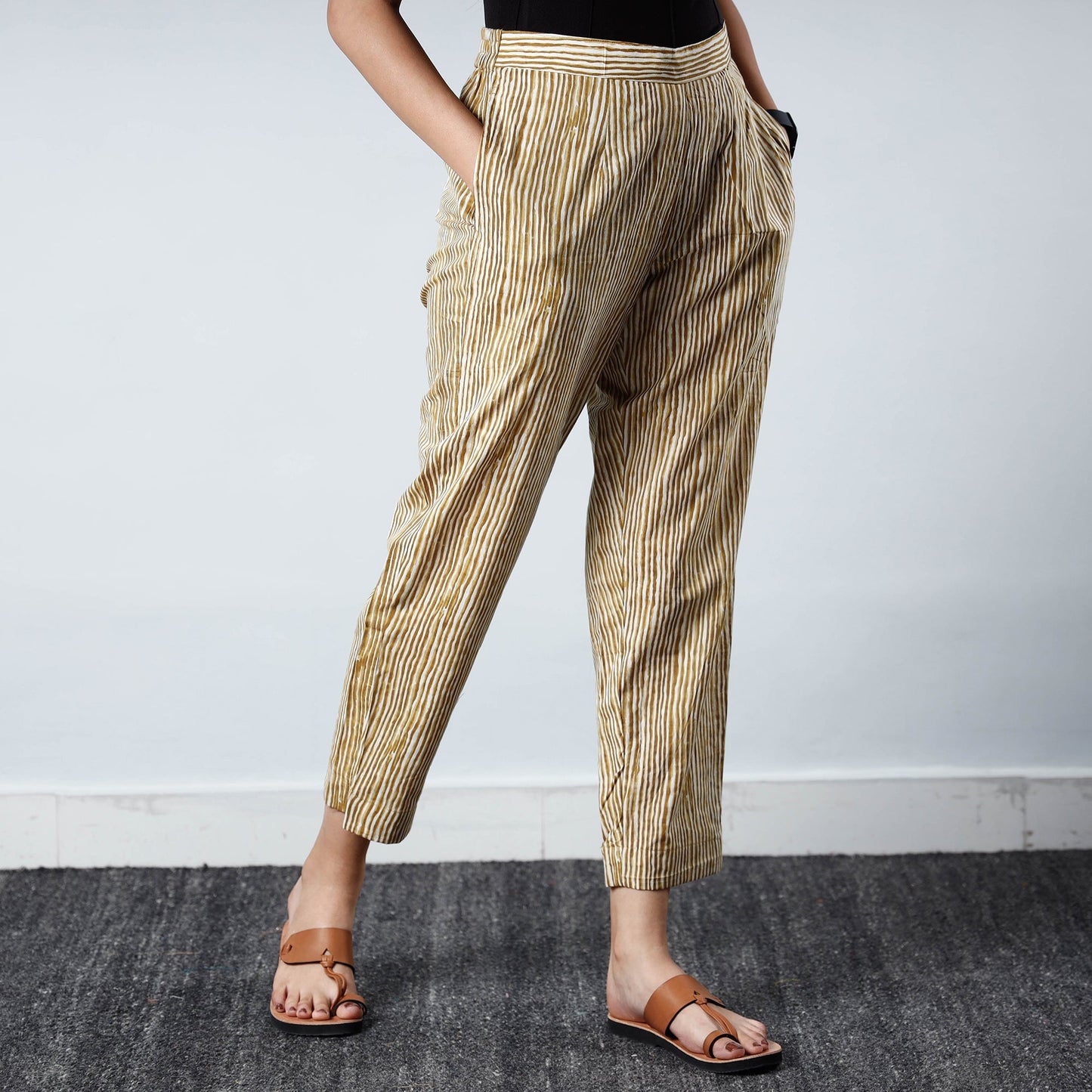 Buy Jaipur Screen Printed Cotton Pant Online at iTokri.com
