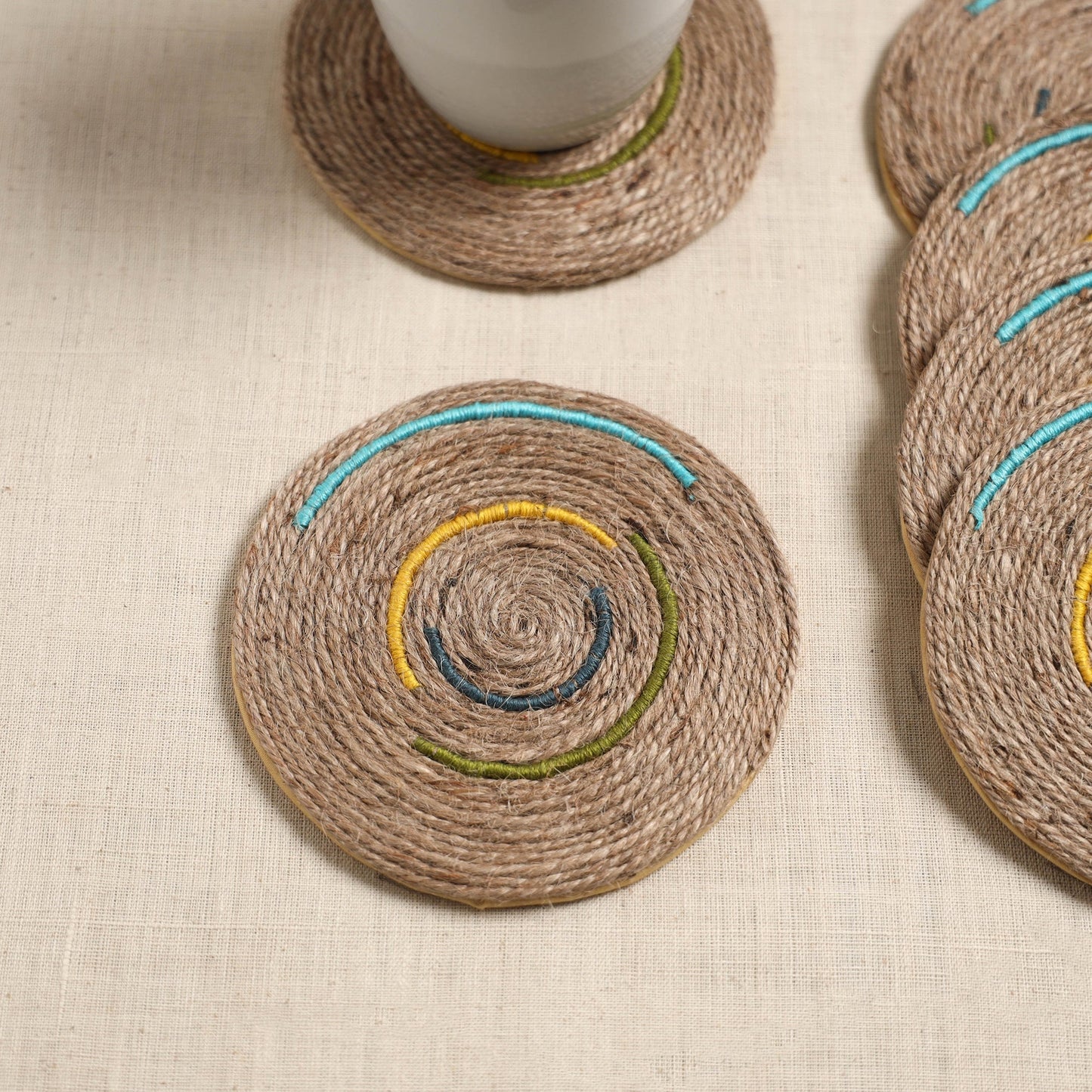 Jute handcrafted round coaster (set of 6) 01