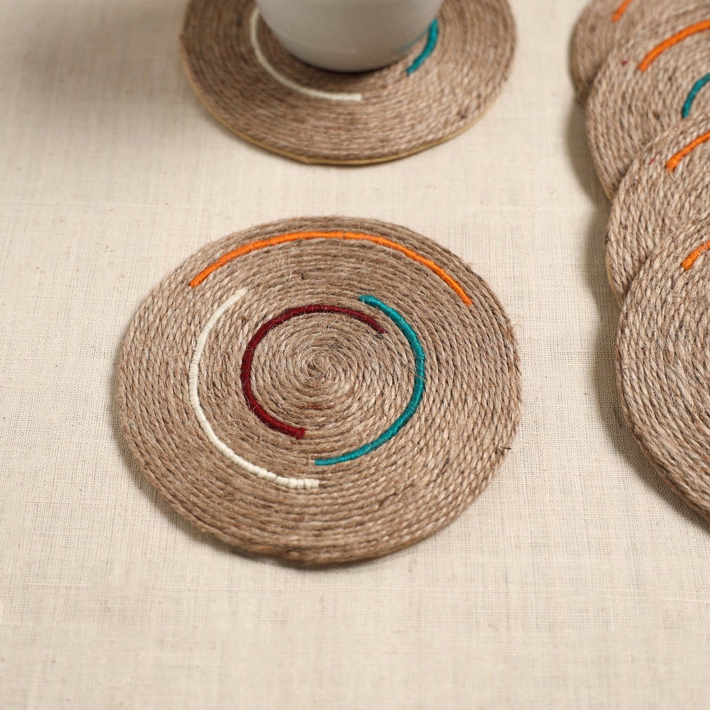 Jute handcrafted round coaster (set of 6) 04