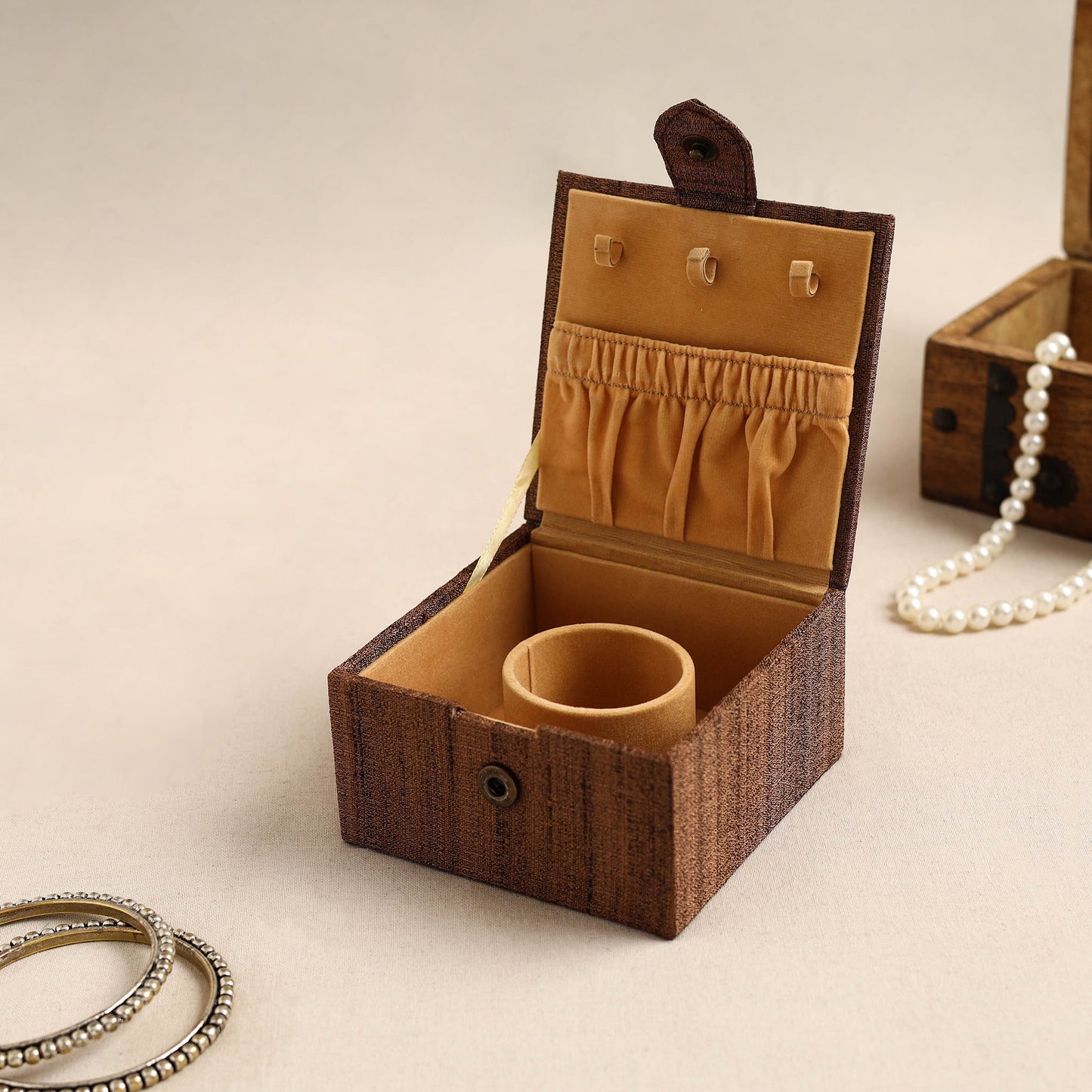 Brown Kalamkari Handpainted Ghicha Silk Bangle Box (Small)