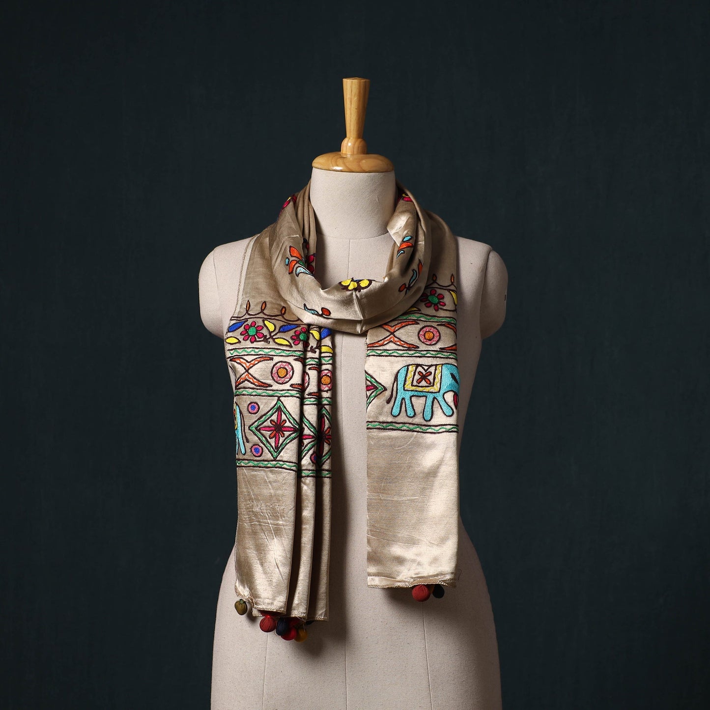 Kutch aari hand embroidery mashru silk stole 47
